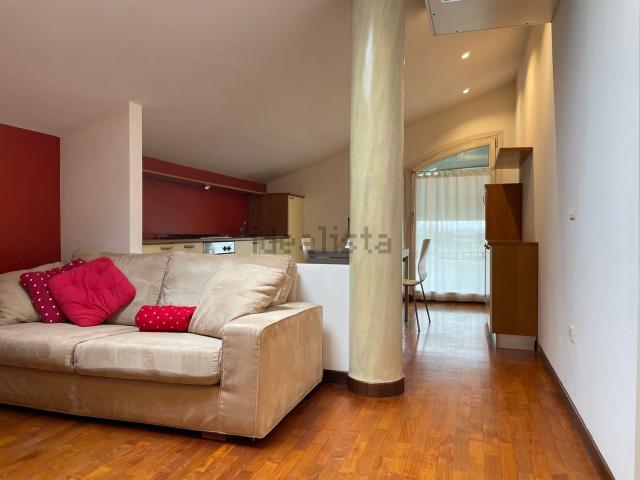 Appartamento in vendita di 61 m² in Via Roro