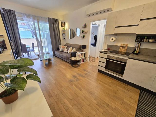 Appartamento in vendita di 61 m² in Viale Giorgio Cingoli, 11