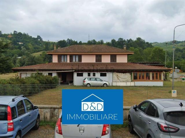 Appartamento in vendita di 624 m² in Via Cassarogna, 163