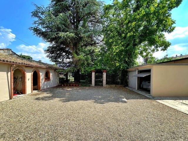 Appartamento in vendita di 629 m² in Via Carlo Alberto