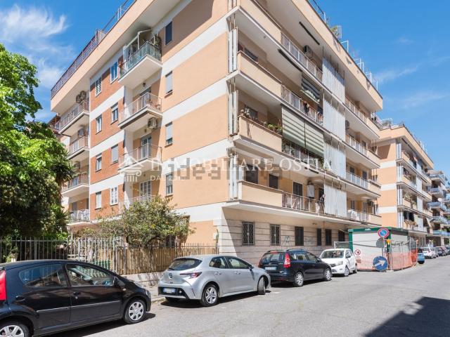 Appartamento in vendita di 62 m² in Via Ammiraglio Marzolo, 21