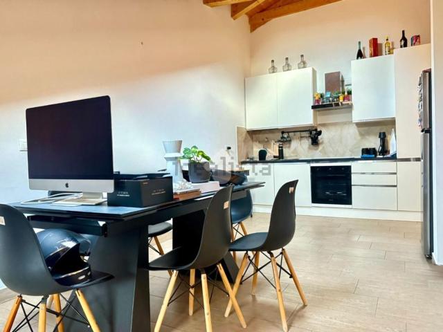 Appartamento in vendita di 62 m² in Via Andrea Costa, 1