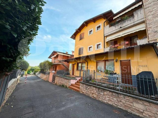 Appartamento in vendita di 62 m² in Via Cave, 77