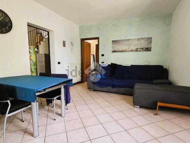 Appartamento in vendita di 62 m² in Via Cavour, 32