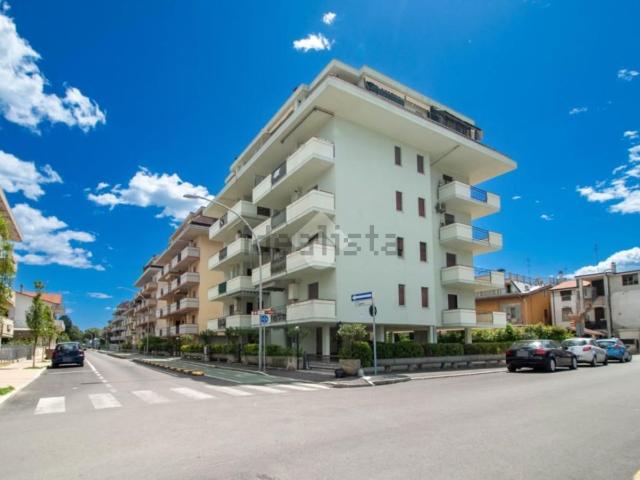 Appartamento in vendita di 62 m² in Via Flavio Gioia, 29