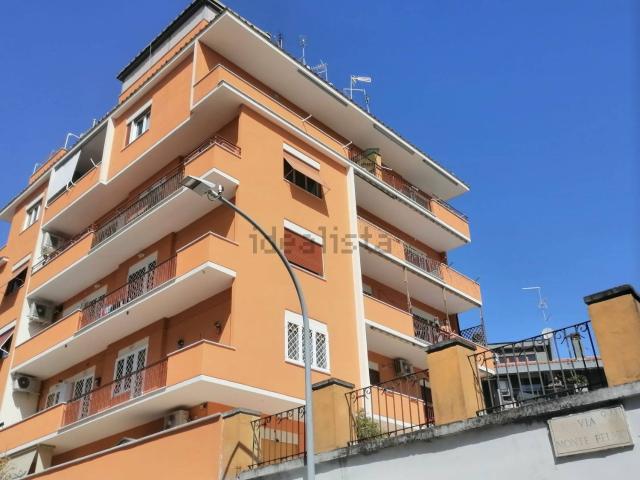 Appartamento in vendita di 62 m² in Via Monte Pelmo