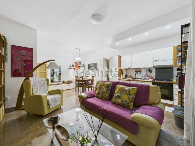 Appartamento in vendita di 62 m² in Via Nicola Marchese, 10
