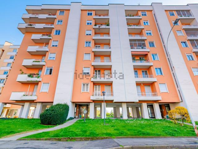 Appartamento in vendita di 62 m² in Via Sporting Mirasole, 33