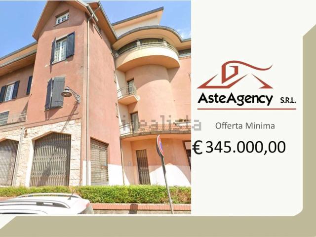 Appartamento in vendita di 630 m² in Via Roma, 21