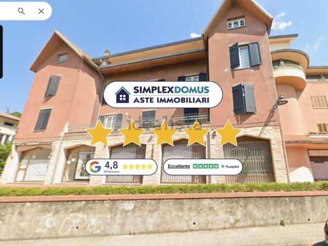 Appartamento in vendita di 631 m² in Via Roma