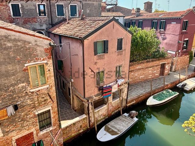 Appartamento in vendita di 67 m² in Calle Caparozzola, 195