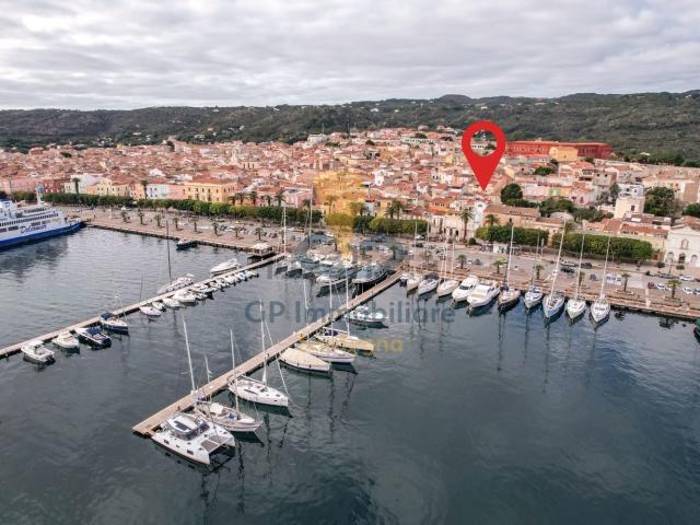 Appartamento in vendita di 67 m² in Corso Cavour, 45
