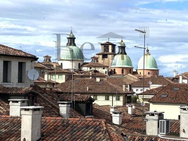 Appartamento in vendita di 67 m² in Piazza Pola, 1