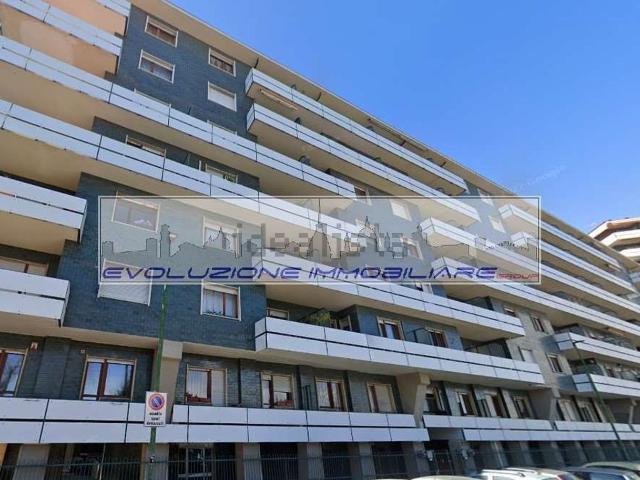 Appartamento in vendita di 67 m² in Via Tofane, 92