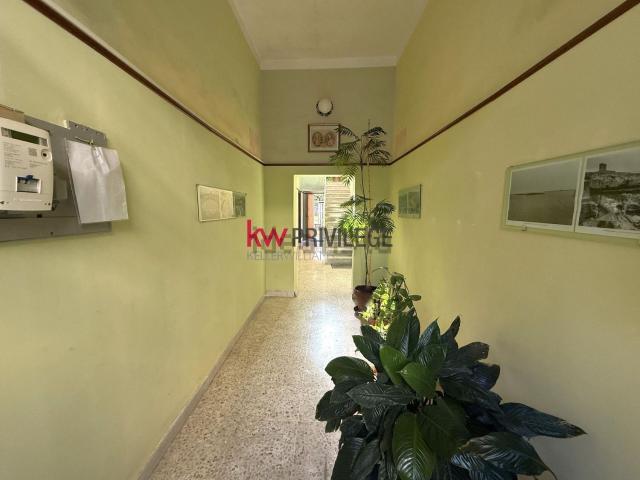 Appartamento in vendita di 67 m² in Via Trento, 61