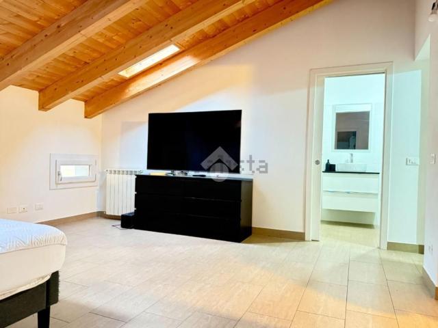 Appartamento in vendita di 67 m² in Via Andrea Costa, 1