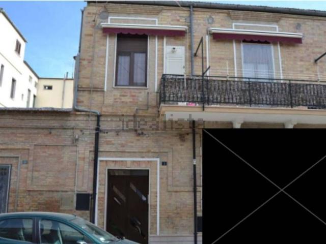 Appartamento in vendita di 67 m² in Via Camillo Benso Conte di Cavour, 3
