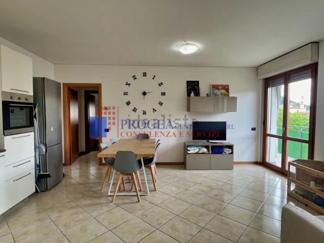 Appartamento in vendita di 67 m² in Via Cavour, 1