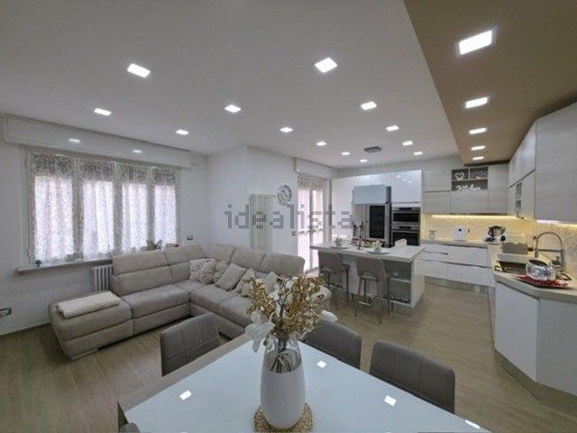 Appartamento in vendita di 67 m² in Via Custoza, 8