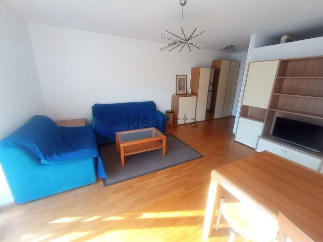 Appartamento in vendita di 67 m² in Via della Mendola, 115