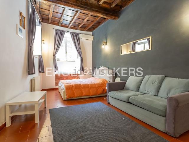 Appartamento in vendita di 67 m² in Via di Monserrato