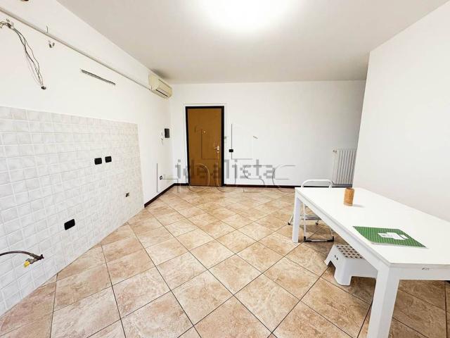 Appartamento in vendita di 67 m² in Via Enrico Giovagnoli