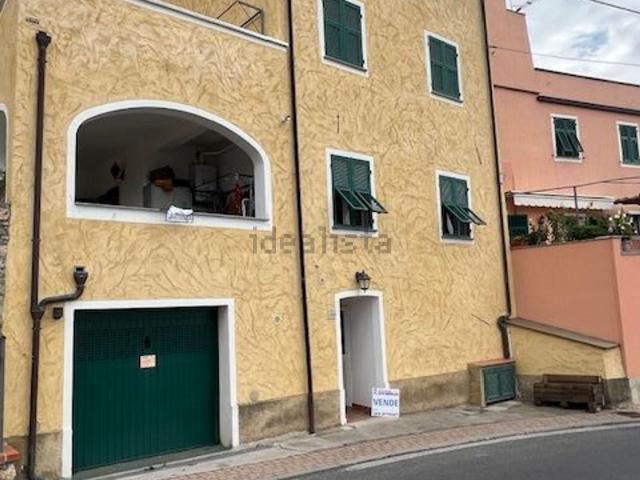 Appartamento in vendita di 67 m² in Via Giovanni Battista Vassallo, 100
