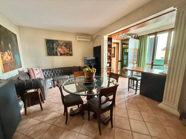 Appartamento in vendita di 67 m² in Via Guastalla L