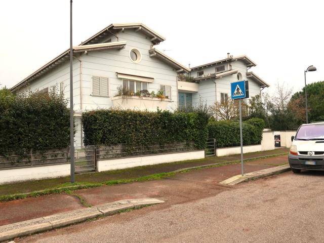 Appartamento in vendita di 67 m² in Via Monte Cimone, 11