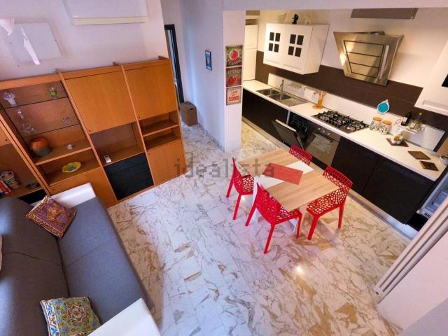 Appartamento in vendita di 64 m² in Strada Statale 1, 212