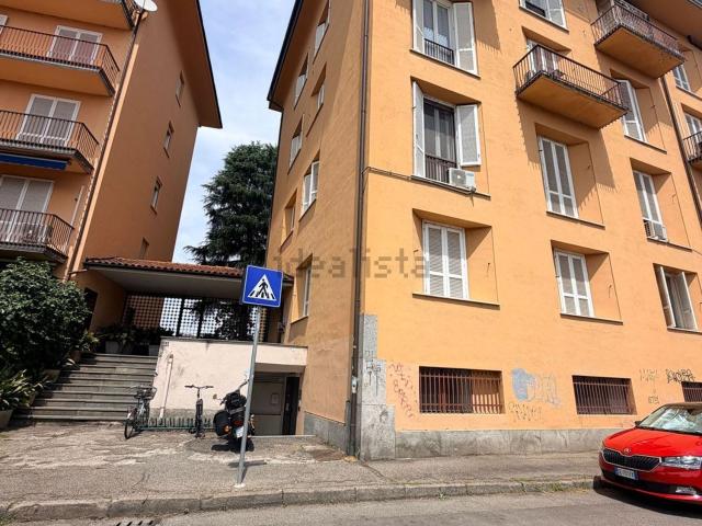 Appartamento in vendita di 64 m² in Via Teodoro Lovati, 33