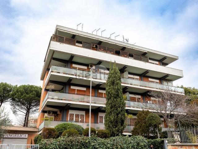 Appartamento in vendita di 64 m² in Via Augusto Tebaldi, 60