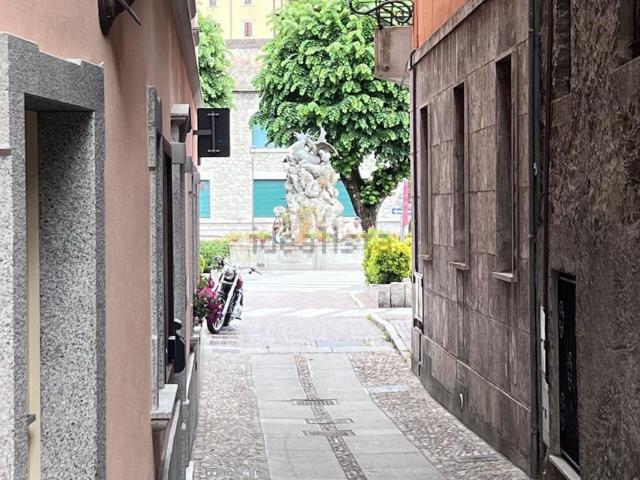 Appartamento in vendita di 64 m² in Via Cesare Battisti