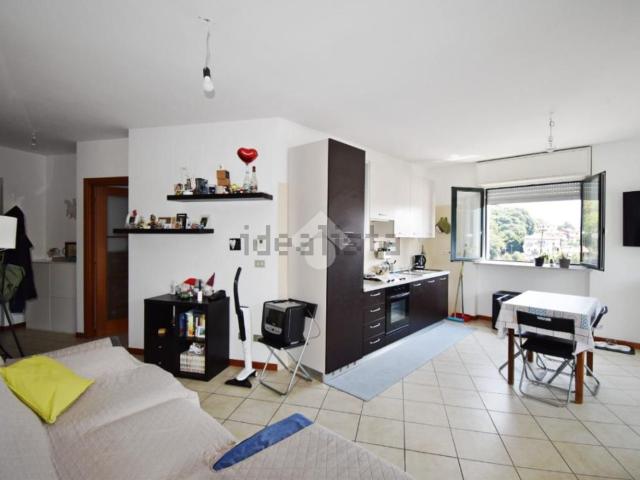 Appartamento in vendita di 64 m² in Via Circonvallazione