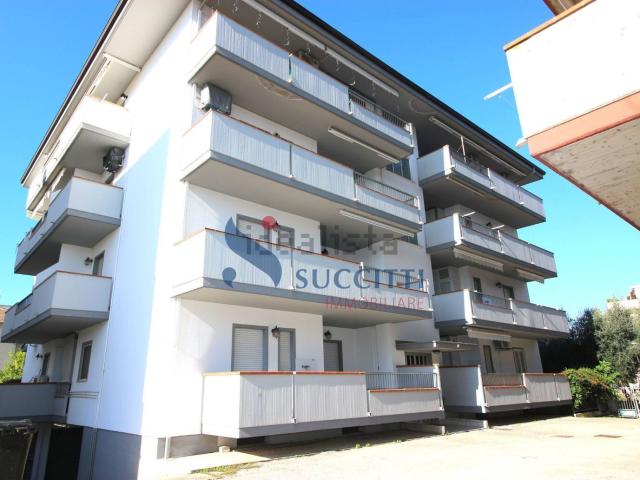 Appartamento in vendita di 64 m² in Via dei Tigli, 47