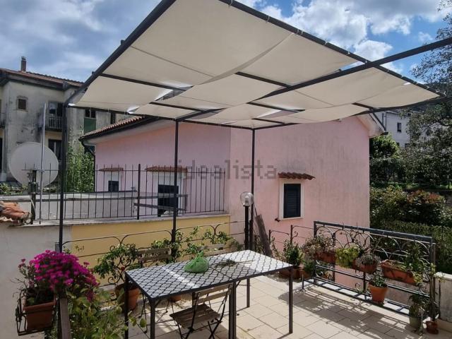 Appartamento in vendita di 64 m² in Via della Curia, 9
