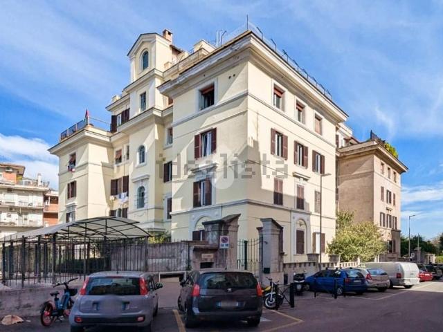Appartamento in vendita di 64 m² in Via Francesco Paciotti, 9