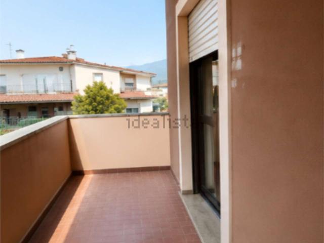 Appartamento in vendita di 64 m² in Via Laghi, 33