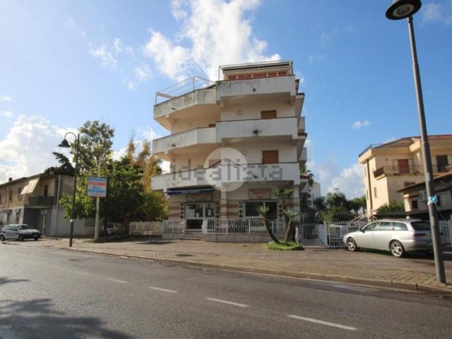 Appartamento in vendita di 64 m² in Via Licinella, 154