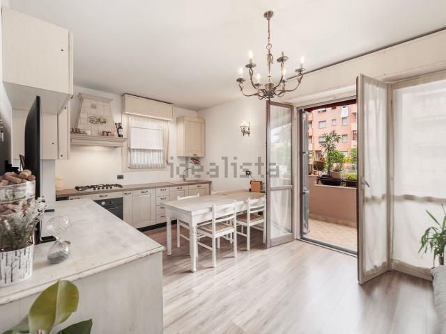 Appartamento in vendita di 64 m² in Via Monsignor Luigi Castelli, 10