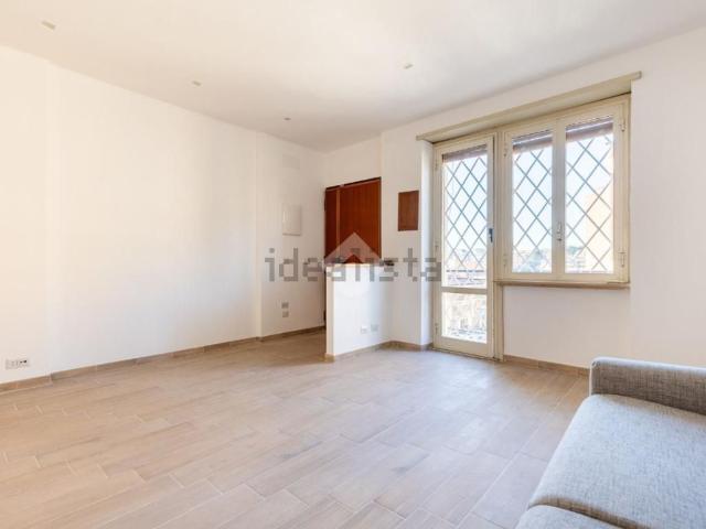 Appartamento in vendita di 64 m² in Via San Melchiade Papa, 74