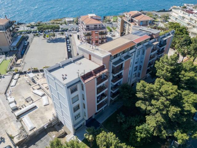 Appartamento in vendita di 64 m² in Viale Alcide De Gasperi