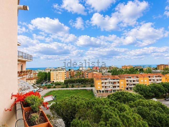 Appartamento in vendita di 64 m² in Viale dei Pini, 5