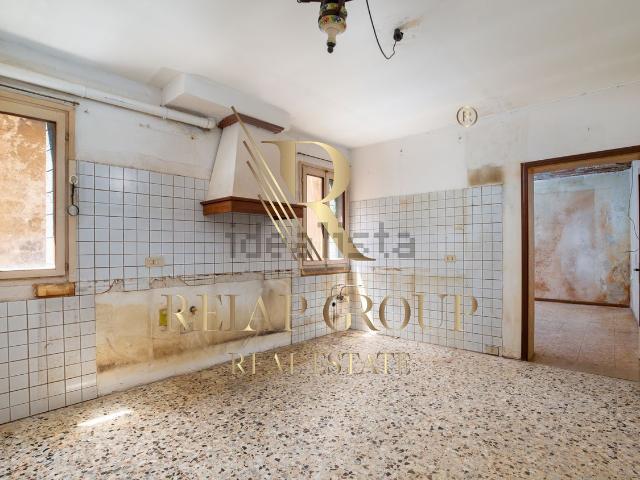Appartamento in vendita di 65 m² in Calle del Parucchier