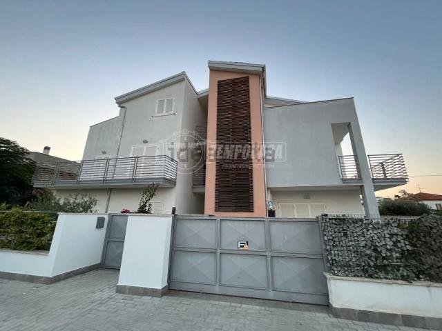 Appartamento in vendita di 65 m² in Contrada Postilli, 51