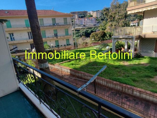 Appartamento in vendita di 65 m² in Corso degli Inglesi, 531