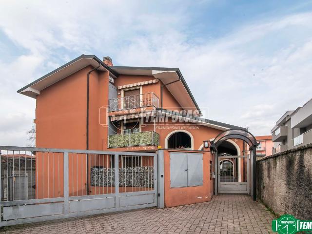 Appartamento in vendita di 65 m² in Corso Sempione, 57