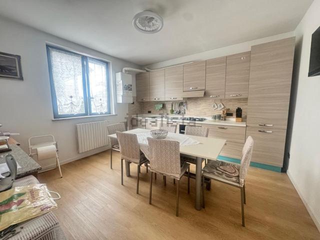 Appartamento in vendita di 65 m² in Corso Umberto I, 150