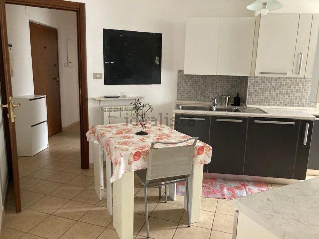 Appartamento in vendita di 65 m² in Piazza Bologna, 2