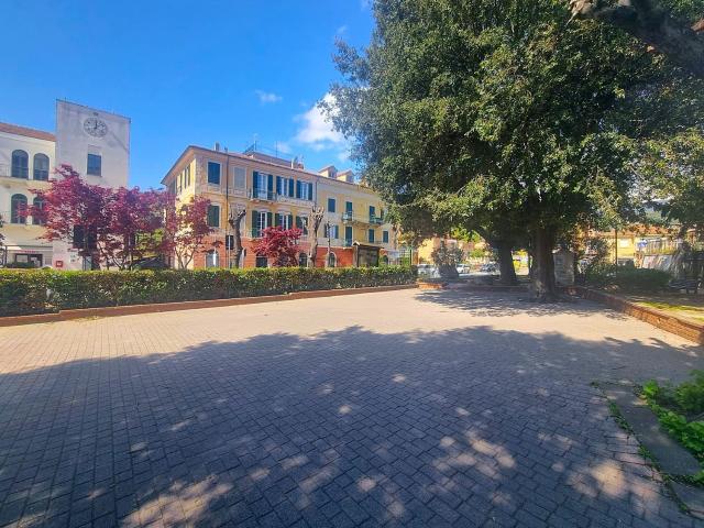 Appartamento in vendita di 65 m² in Piazza Cesio